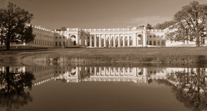 Пленники дворца